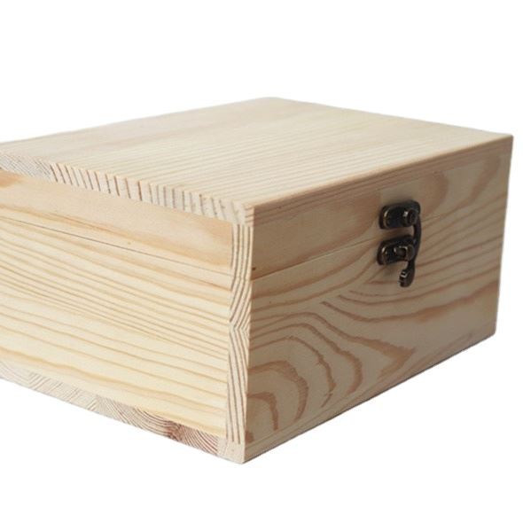 Boîte en bois cadeau